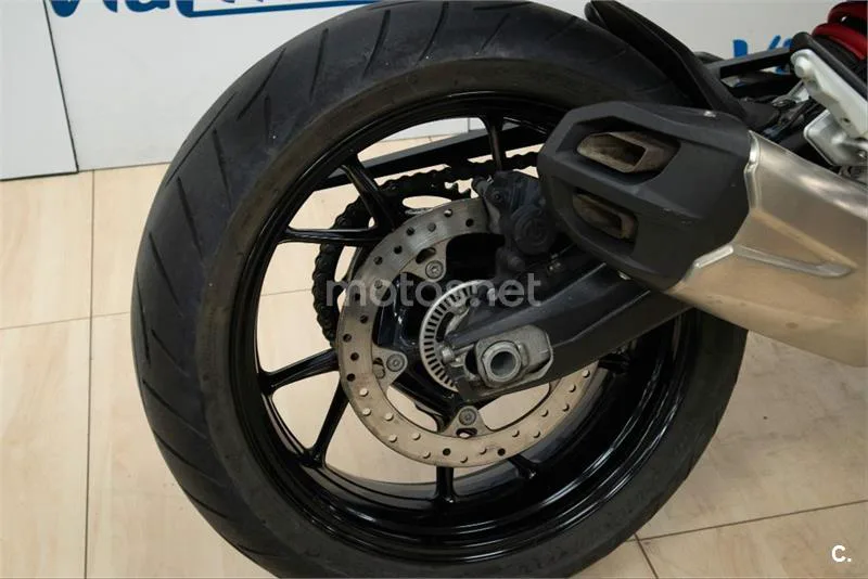 BMW F 900 R – Vista 13