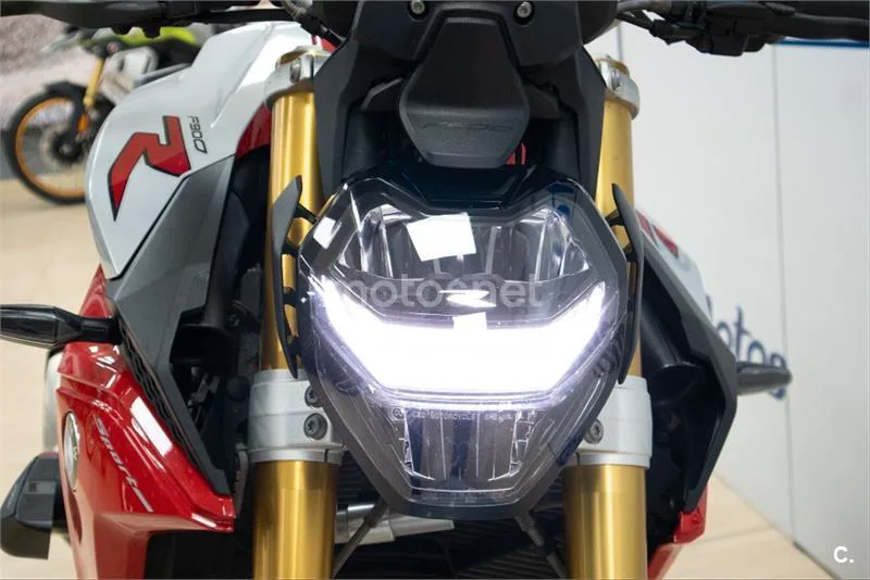 BMW F 900 R – Vista 5