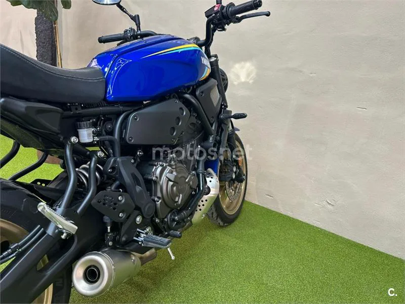Yamaha XSR 700 – Vista 11