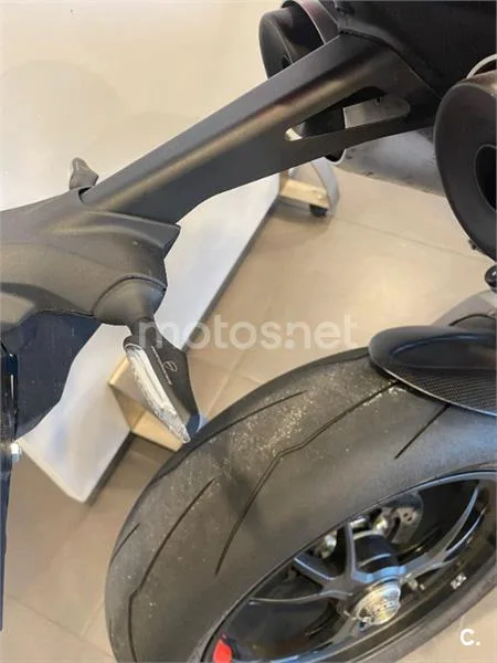 Ducati Hypermotard – Vista 11