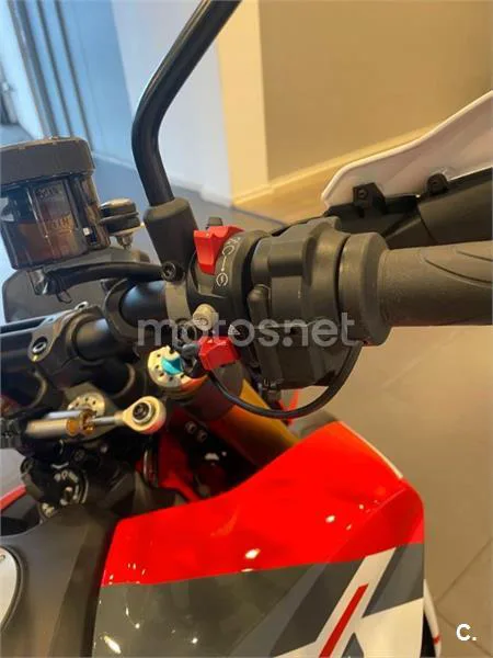 Ducati Hypermotard – Vista 6
