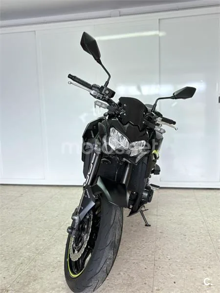 Kawasaki Z 900 – Vista 6