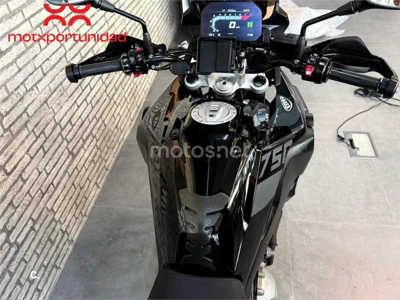 BMW F 750 GS – Vista 7