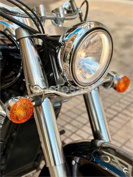 Kawasaki VN 900 Classic – Vista 14