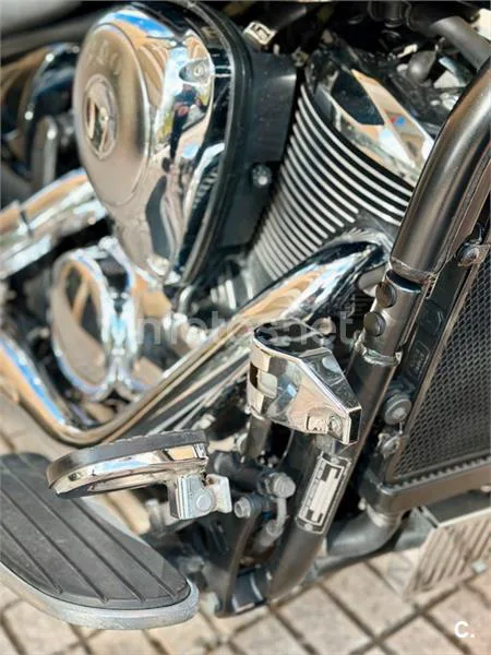 Kawasaki VN 900 Classic – Vista 15