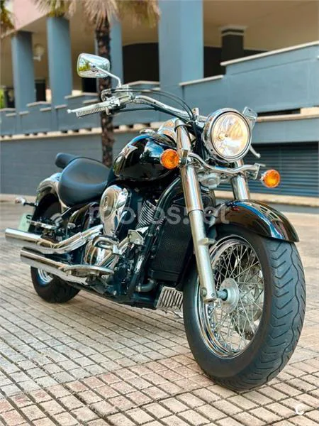 Kawasaki VN 900 Classic – Vista 25