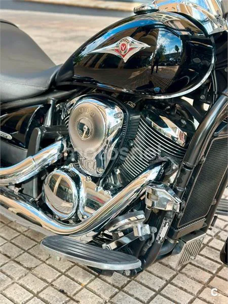 Kawasaki VN 900 Classic – Vista 28