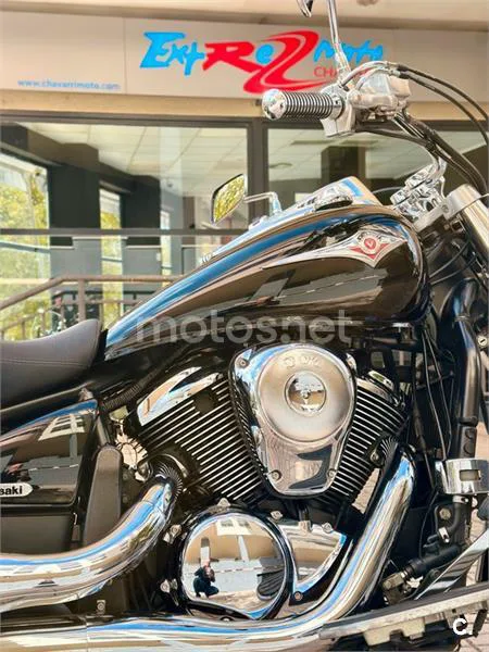 Kawasaki VN 900 Classic – Vista 36
