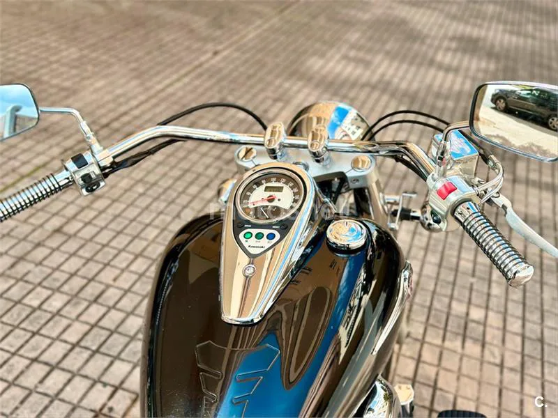 Kawasaki VN 900 Classic – Vista 38