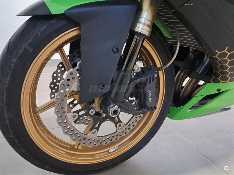 Kawasaki Ninja ZX-10R – Vista 4