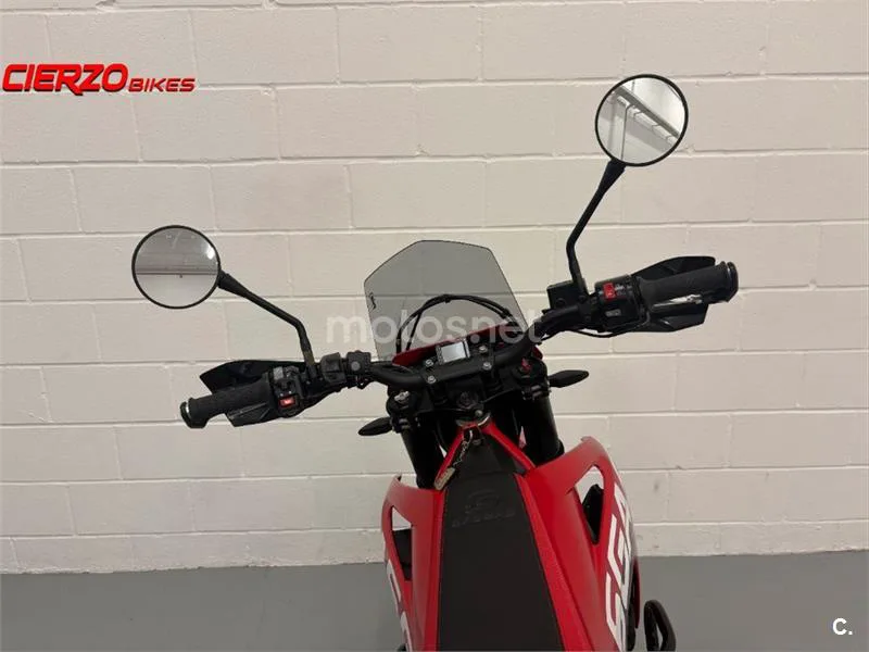 Gas Gas SM 700 – Vista 16