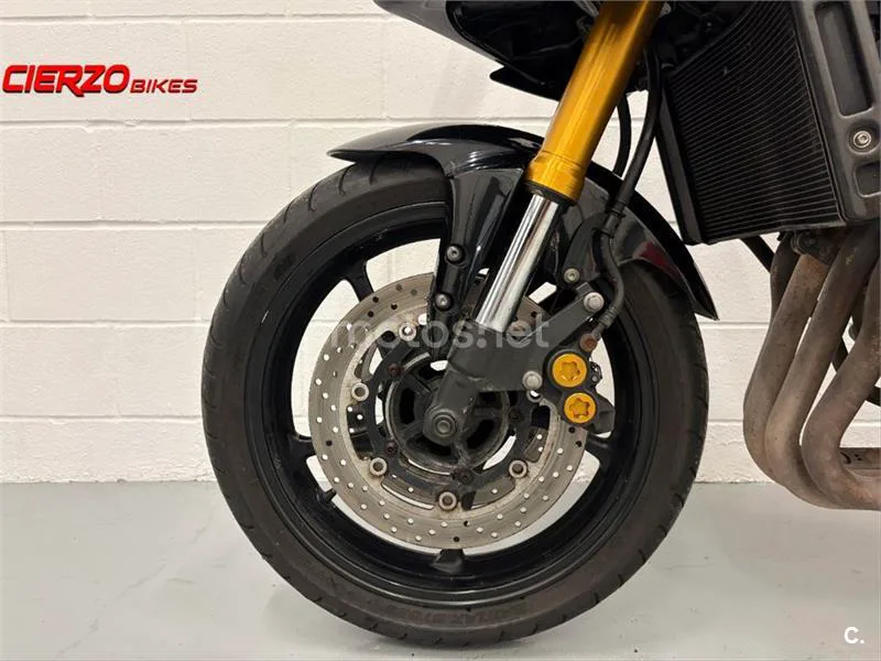 Yamaha Fazer 8 – Vista 11