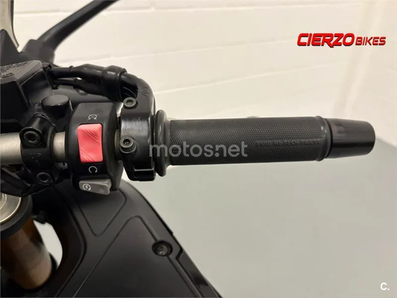 Yamaha Fazer 8 – Vista 22