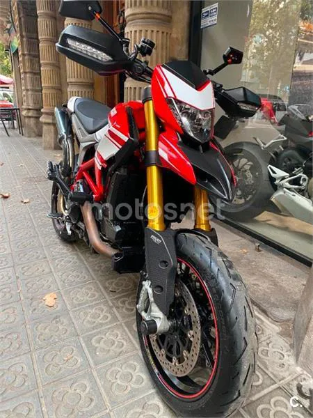 Ducati Hypermotard 939 – Vista 11