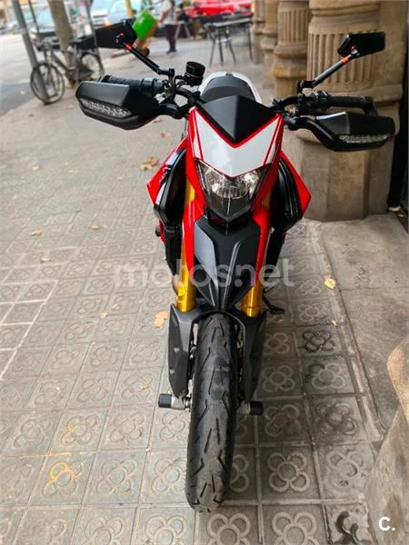 Ducati Hypermotard 939 – Vista 9