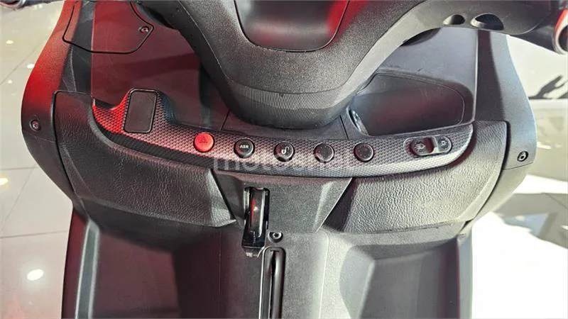 Piaggio MP3 – Vista 10