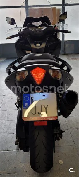 Yamaha TMAX 530 – Vista 3