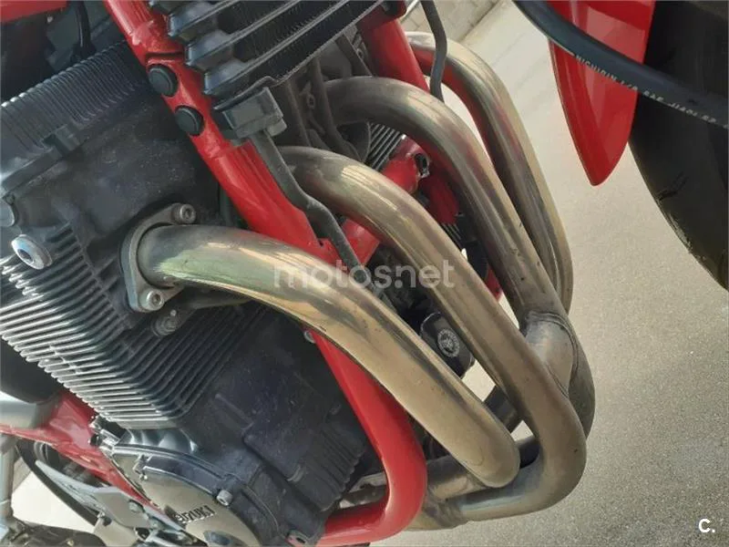 Suzuki Bandit 650 – Vista 15