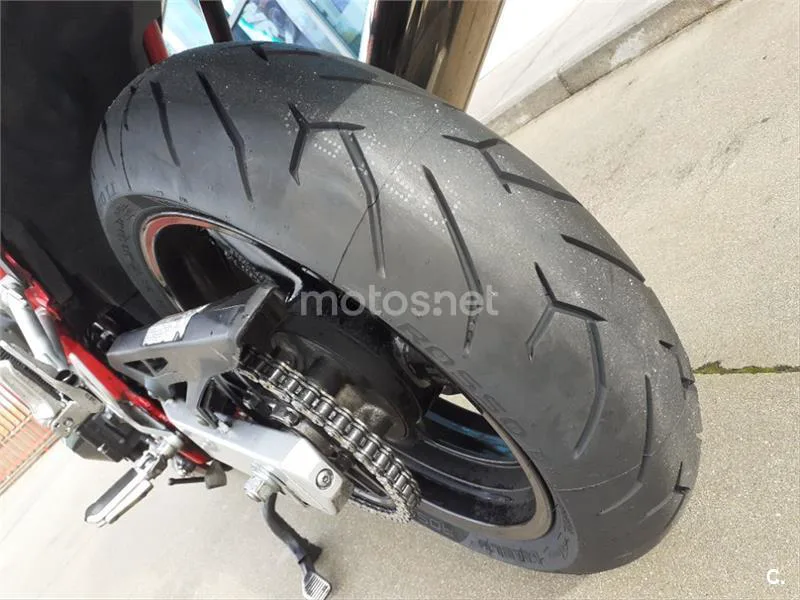 Suzuki Bandit 650 – Vista 20