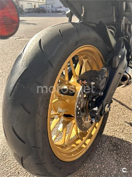 Kawasaki Z 650 – Vista 8