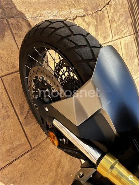 Honda X-ADV – Vista 7