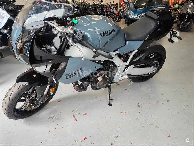 Yamaha XSR 900 GP – Vista 11