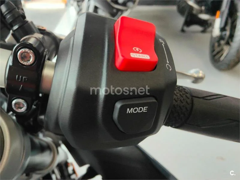 Yamaha XSR 900 GP – Vista 17