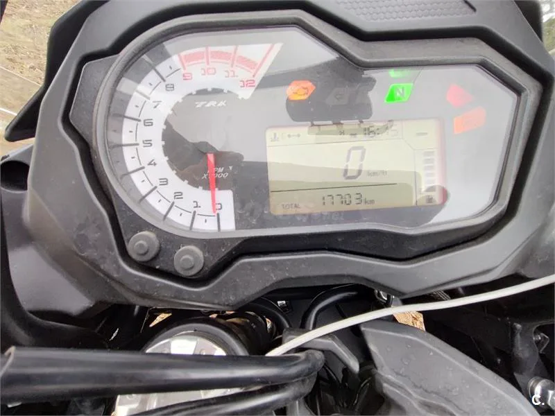 Benelli TRK 502 – Vista 7