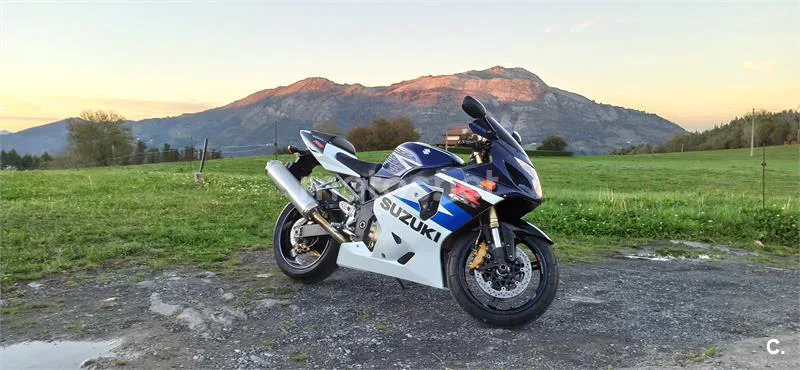 Suzuki GSX R750 – Vista 3