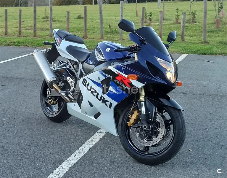 Suzuki GSX R750 – Vista 7