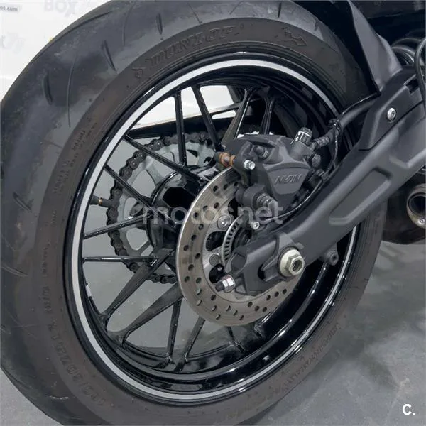 Kawasaki Z650 – Vista 13