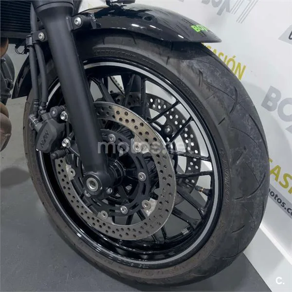 Kawasaki Z650 – Vista 14