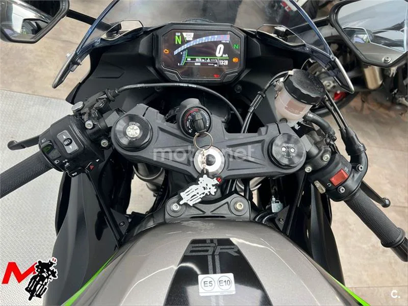 Kawasaki Ninja ZX-6R – Vista 9
