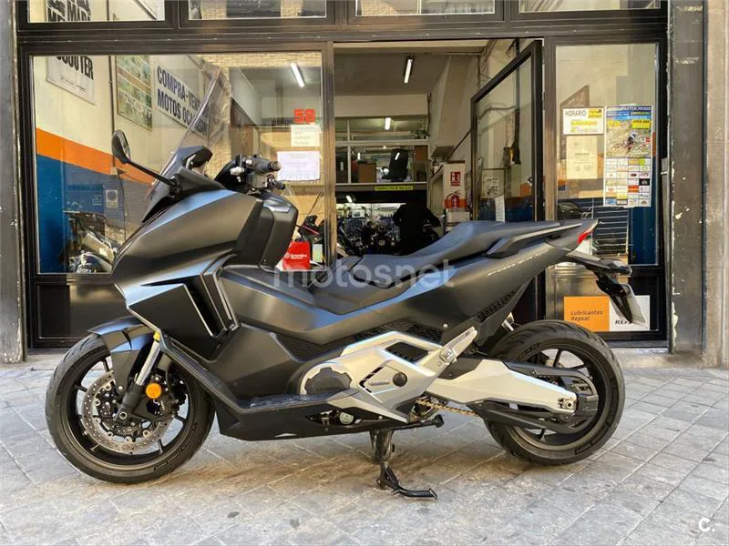 Honda Forza 750 – Vista 5