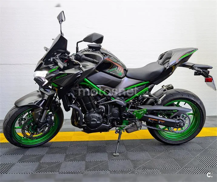 Kawasaki Z 900 – Vista 2