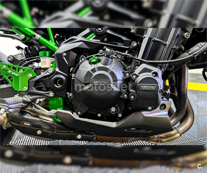 Kawasaki Z 900 – Vista 6