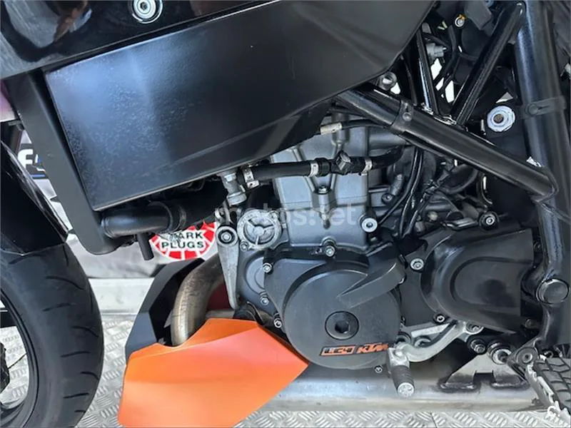 KTM 690 Duke – Vista 11