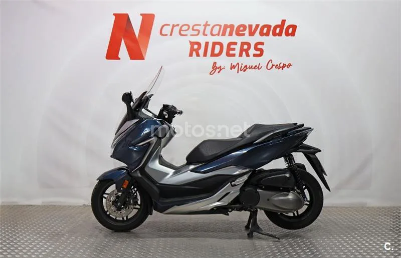 Honda Forza – Vista 3