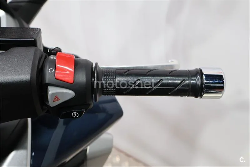 Honda Forza – Vista 9
