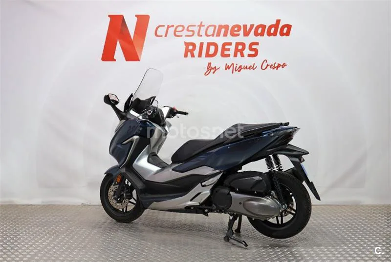 Honda Forza – Vista 10