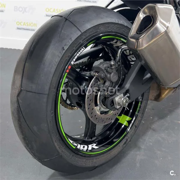 Kawasaki Ninja ZX-10R – Vista 14