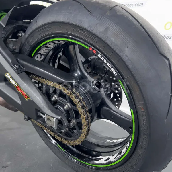 Kawasaki Ninja ZX-10R – Vista 27