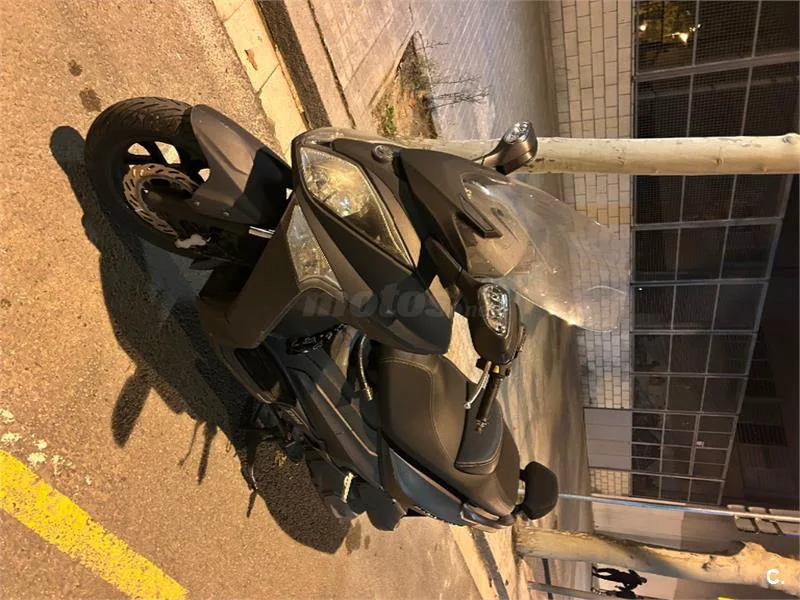 SYM Joymax 300 – Vista 2