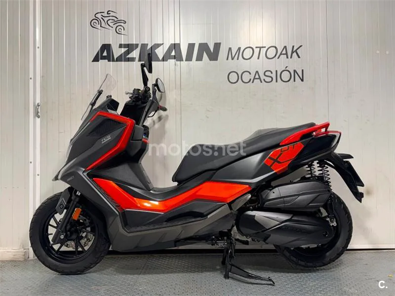 Kymco DTX 350 – Vista 3