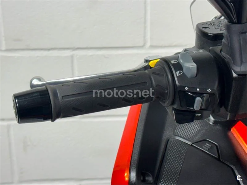 Kymco DTX 350 – Vista 6