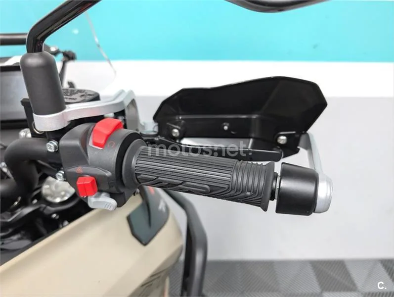 Benelli TRK 702 X – Vista 12