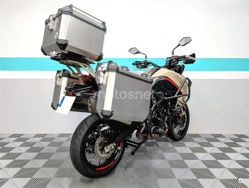 Benelli TRK 702 X – Vista 7