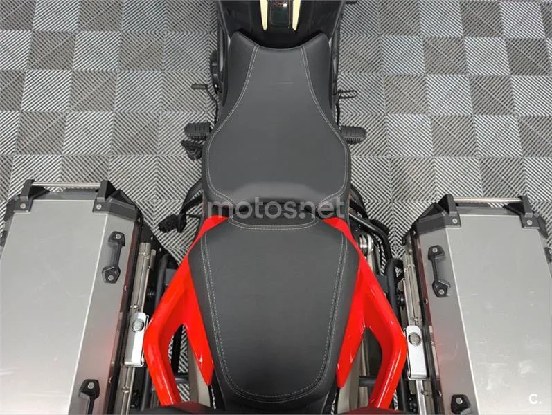 Benelli TRK 702 X – Vista 9