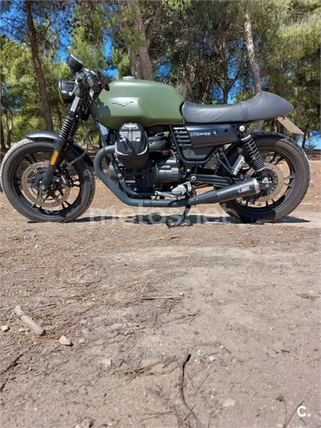 Moto Guzzi V7 III 5560 € 2019 Zaragoza - 1