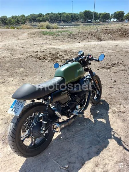 Moto Guzzi V7 III – Vista 12